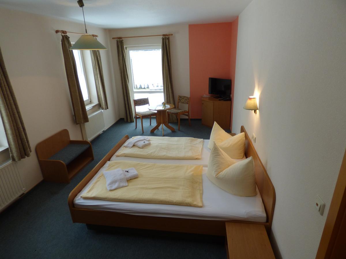 Gasthof Zum Fuerstenthal Frauenstein  Room photo
