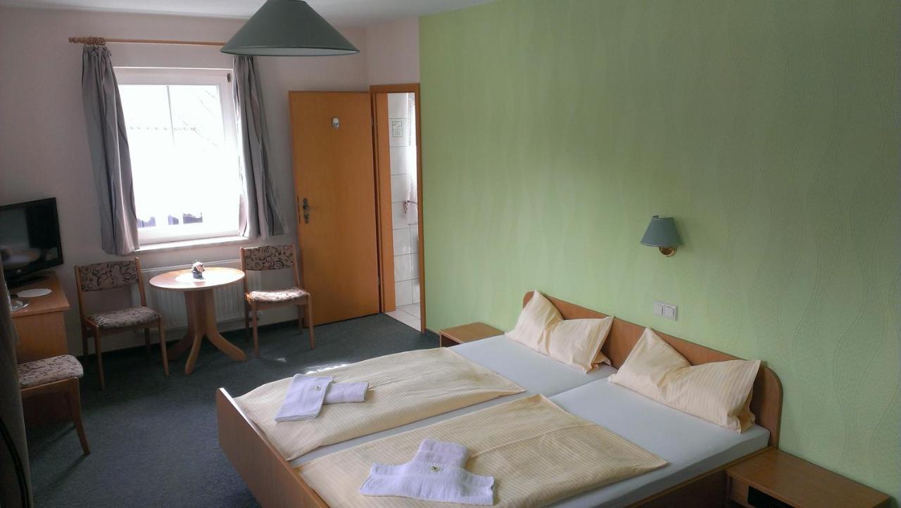 Gasthof Zum Fuerstenthal Frauenstein  Room photo
